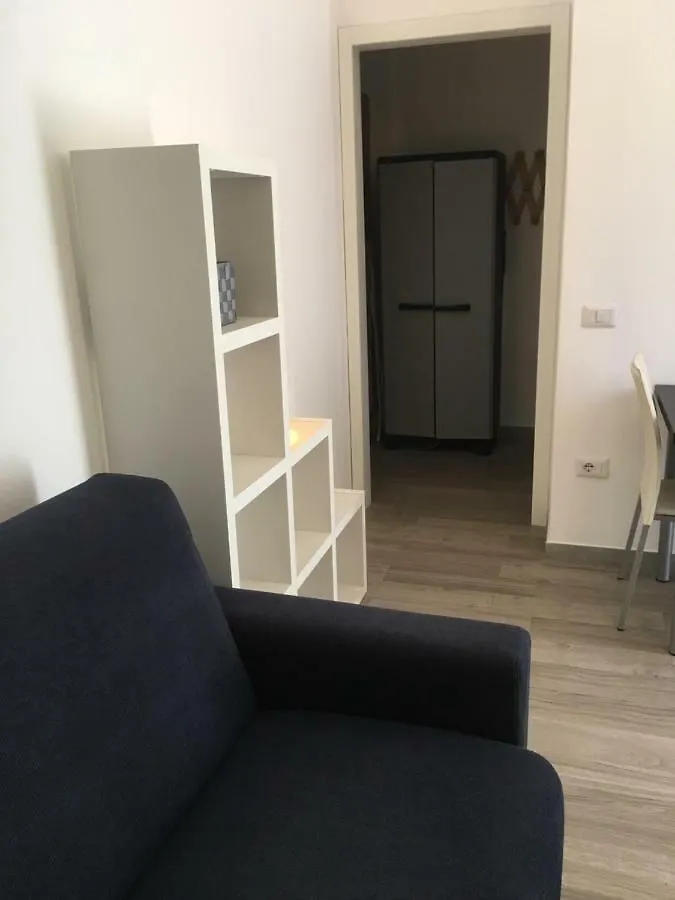 לה קאלטה Design Apartments - Studio 0*, לה קאלטה איטליה